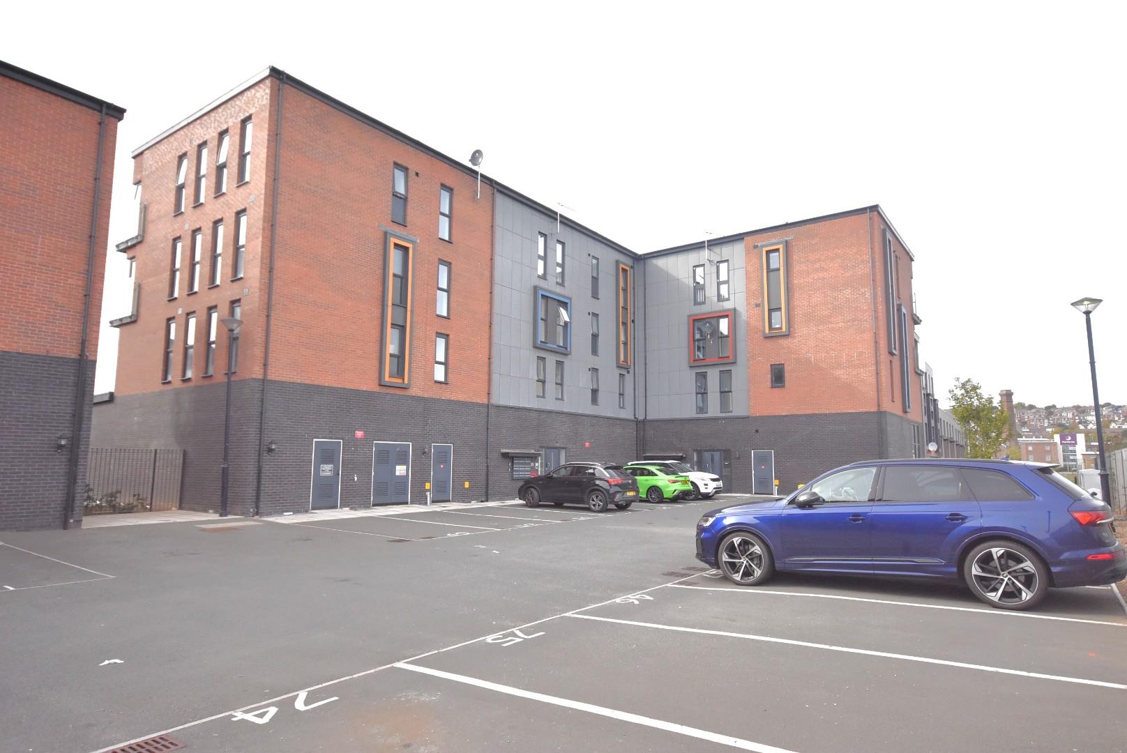 49 Neptune Road Barry CF62 5BR